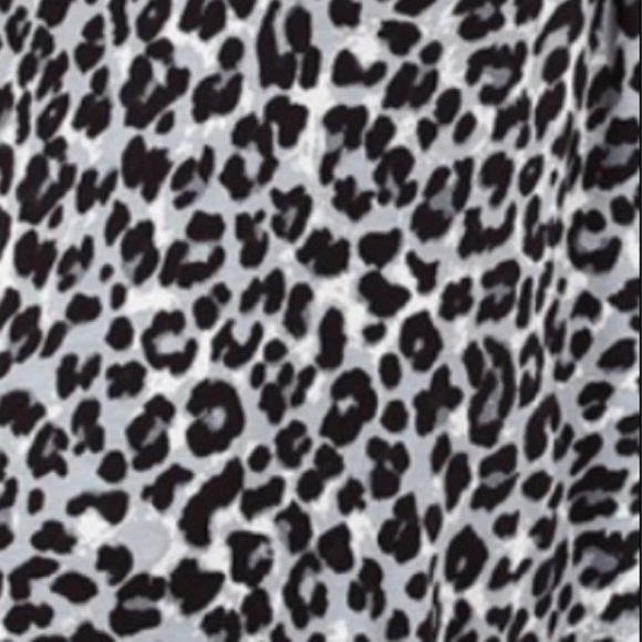 NEW! XL Black/Gray Leopard Short Sleeve Shirt - Picture 4 of 4